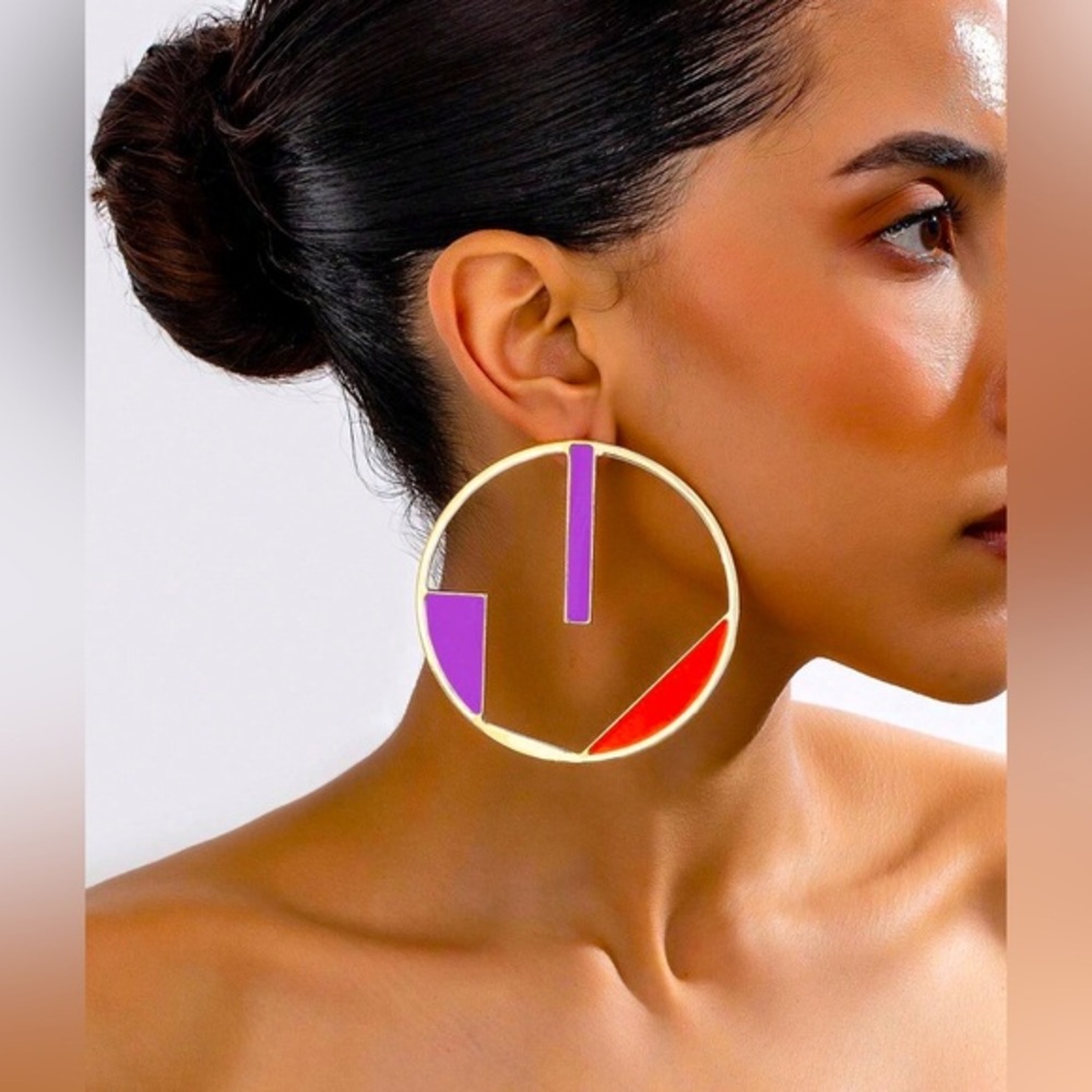 ✨NEW Geometric Hoop Earrings with Purple and Orange Accents
